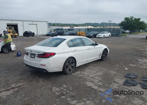 2021 BMW 530I xDrive z USA, uszkodzony, nr VIN WBA13BJ02MWW96611